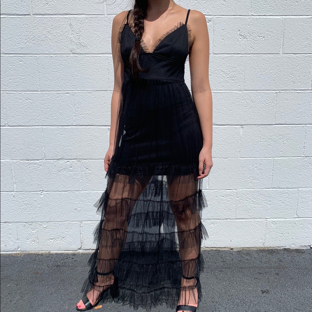 womens adjustable strap tulle gown (black, s)